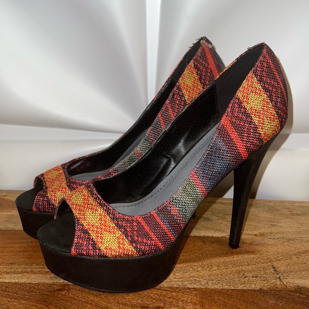 Pink & Pepper heels shoes
